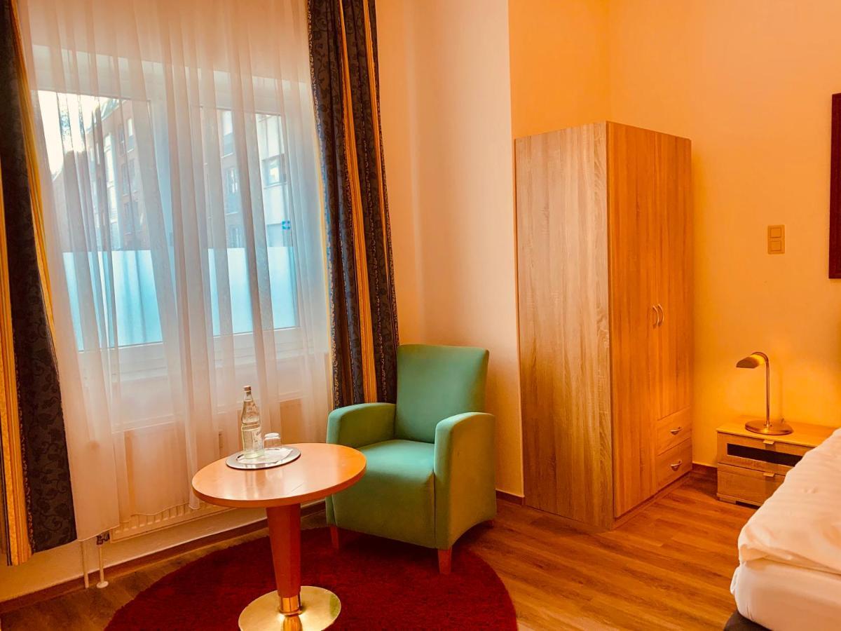 Hotel Gasthaus Zur Eule Köln Eksteriør bilde